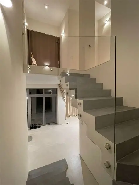 دربزين زجاج سكريت في جيزان
